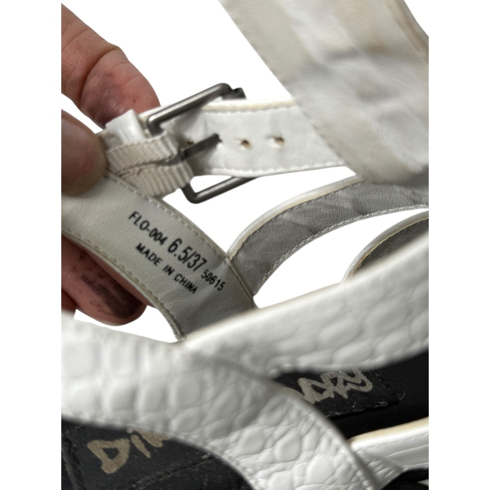 Dirty Laundry White Crocodile Embossed‎ Gladiator Chunky Platform Block Heel - Picture 6 of 6